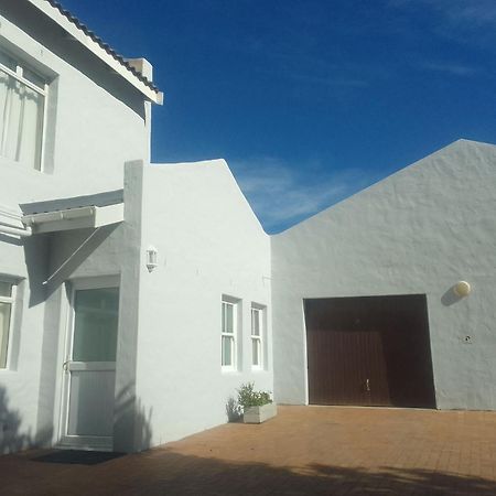 Heaven'S Door Villa Bettys Bay Bagian luar foto